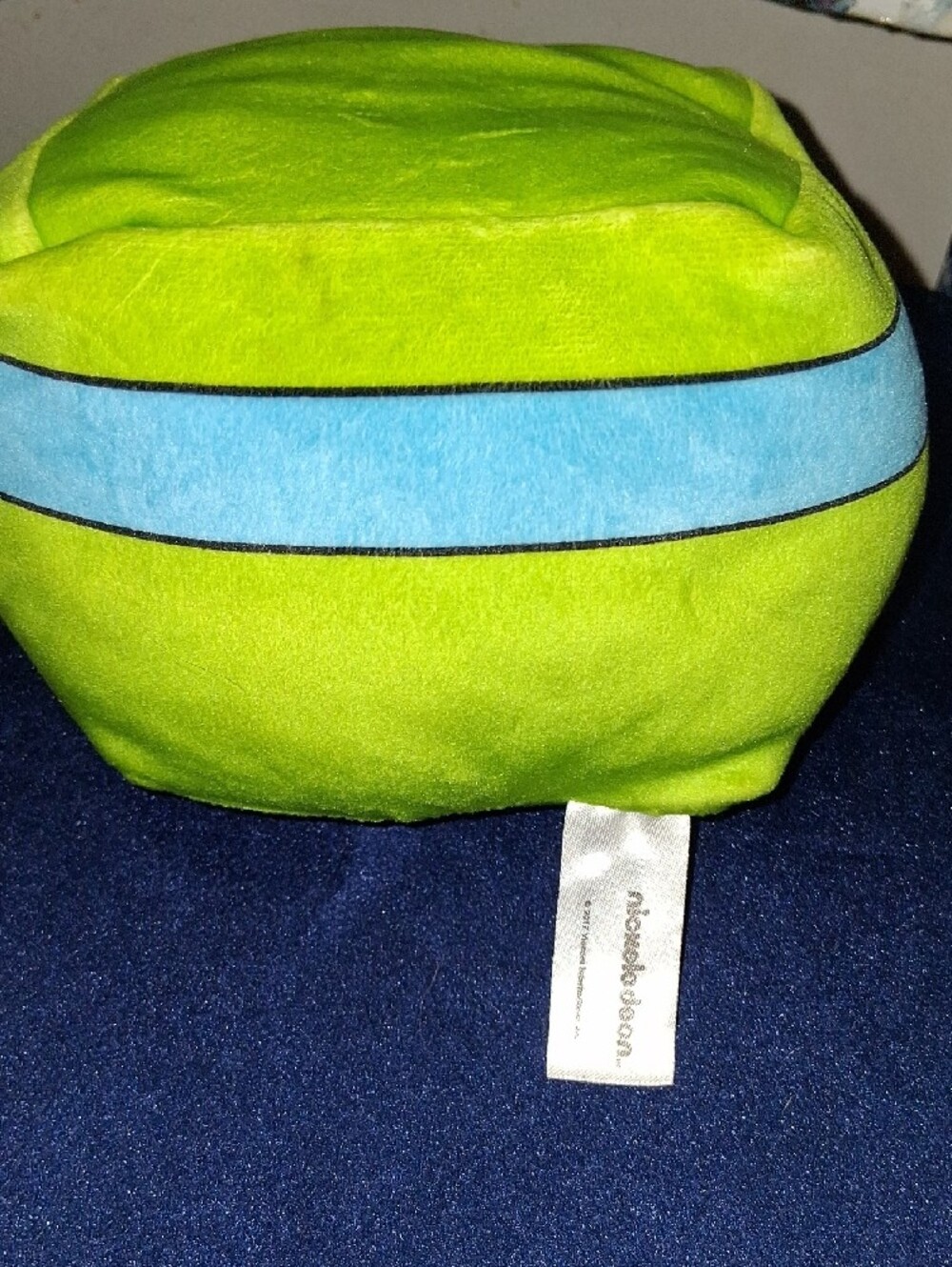 TNMT Leonardo Kids Plush Character- Lime Green with Blue Mask - Picture 7 of 8